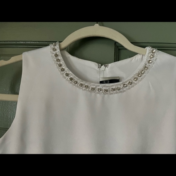 GIRLS WHITE DRESS WITH TIARA AND VEIL SIZE 8 - Picture 5 of 12